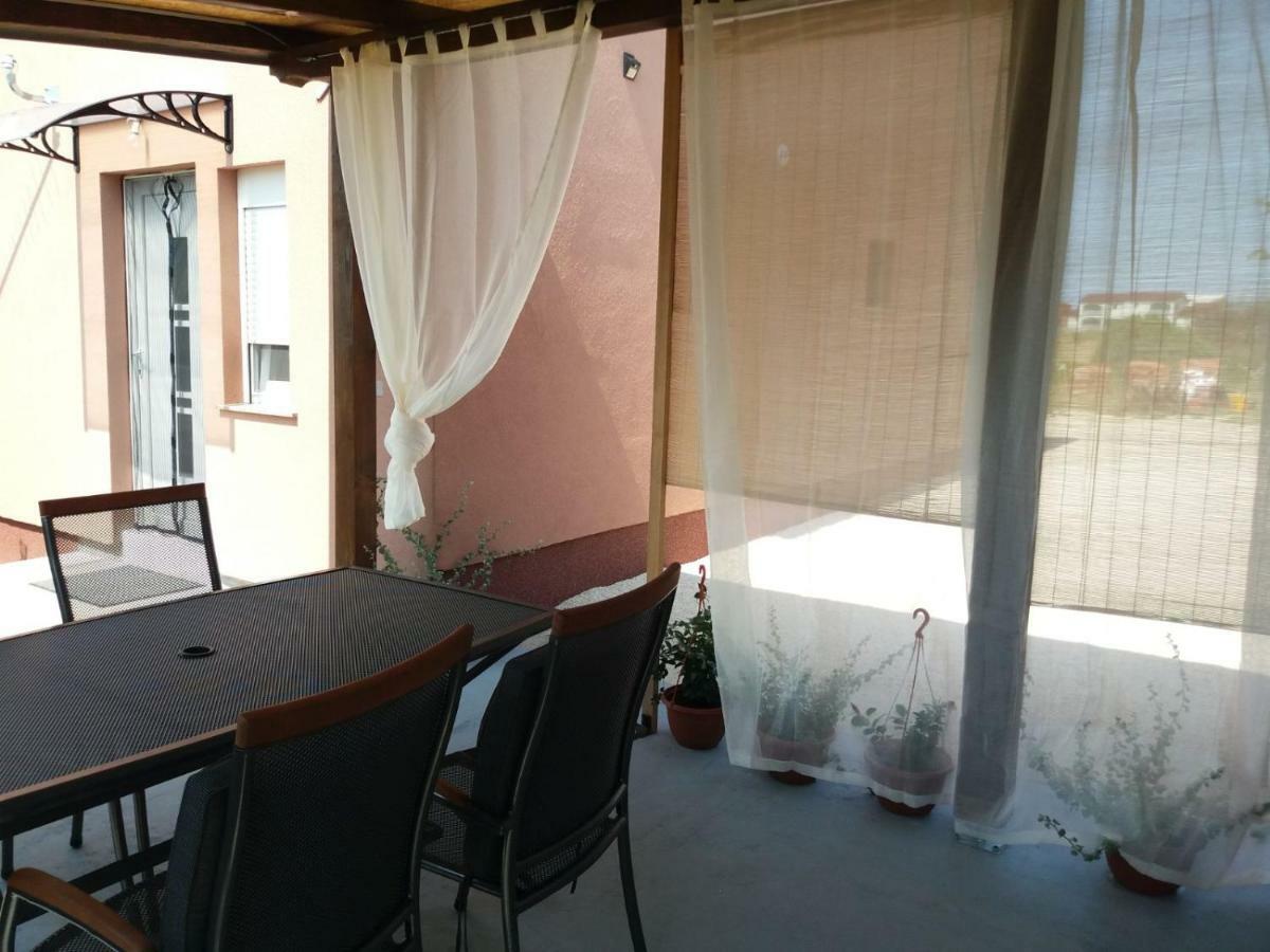 Tomek Apartment Вир Экстерьер фото